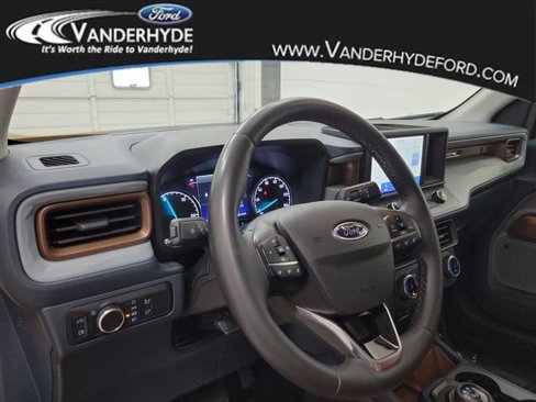 Used 2023 Ford Maverick Lariat w/ Lariat Luxury Package image 21