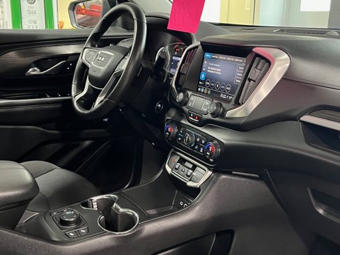 Certified 2023 GMC Terrain SLE w/ Driver Convenience Package image 9