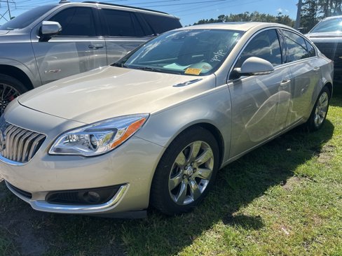 Used 2016 Buick Regal Premium w/ Driver Confidence Package #2 image 3