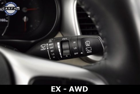 Used 2020 Kia Sorento EX image 29