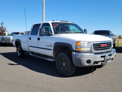 Used 2004 GMC Sierra 2500 4x4 Crew Cab HD w/ Heavy-Duty Power Package image 4