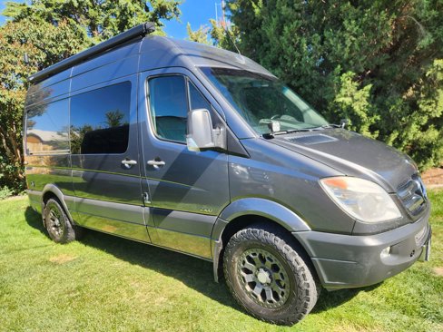 Used 2013 Mercedes-Benz Sprinter 2500 image 25