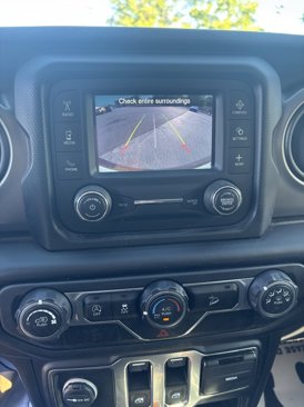 Used 2019 Jeep Wrangler Sport image 16