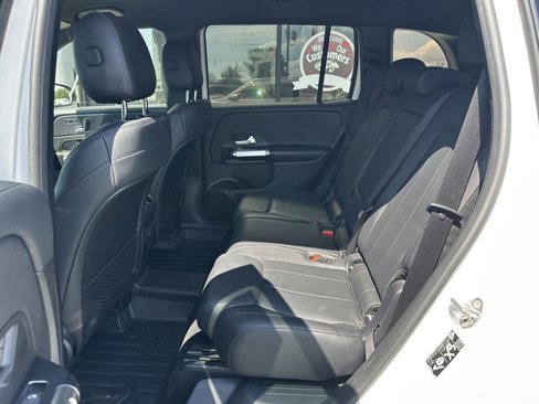 Used 2021 Mercedes-Benz GLB 250 4MATIC image 24