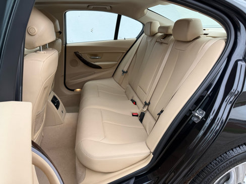 Used 2015 BMW 328i Sedan image 3