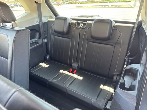 Used 2022 Volkswagen Tiguan SE image 20