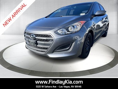Used 2016 Hyundai Elantra GT image 1