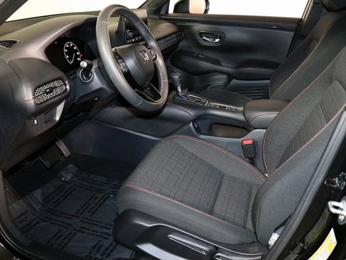 Used 2025 Honda HR-V Sport image 12