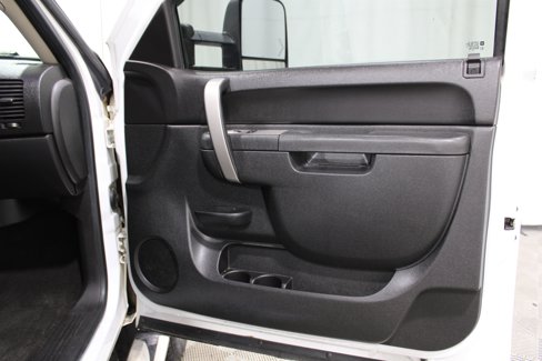 Used 2011 Chevrolet Silverado 2500 LT w/ Interior Plus Package image 22
