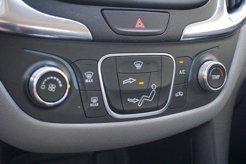 Used 2019 Chevrolet Equinox LS image 37
