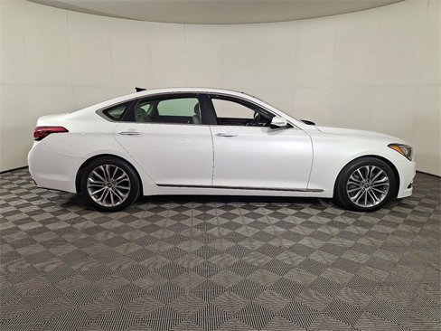 Used 2017 Genesis G80 3.8 w/ Option Group 02 image 11