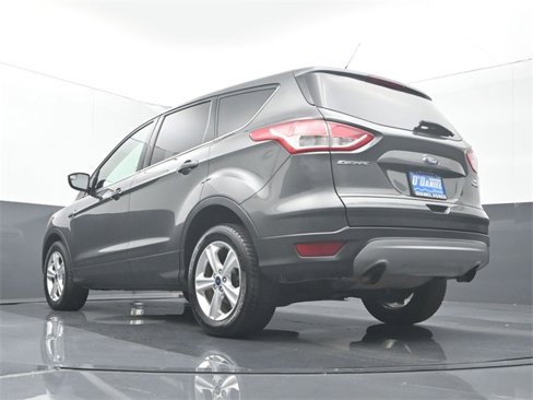 Used 2015 Ford Escape SE image 21