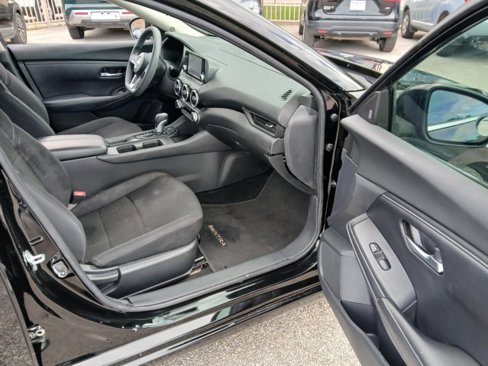 Used 2022 Nissan Sentra S image 10