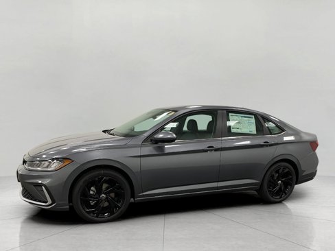 New 2025 Volkswagen Jetta SE image 7