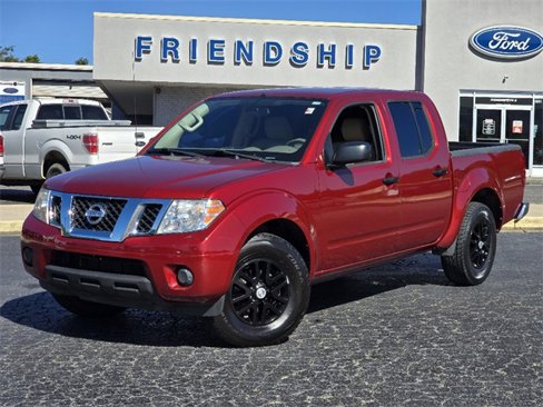 Used 2019 Nissan Frontier SV image 2