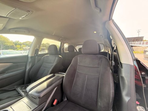 Used 2015 Nissan Murano S w/ Navigation Package image 24