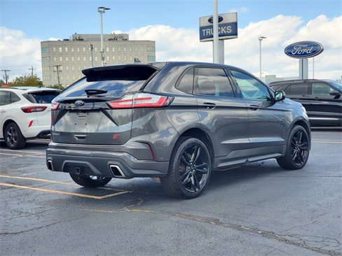 Used 2019 Ford Edge ST w/ Equipment Group 401A image 3