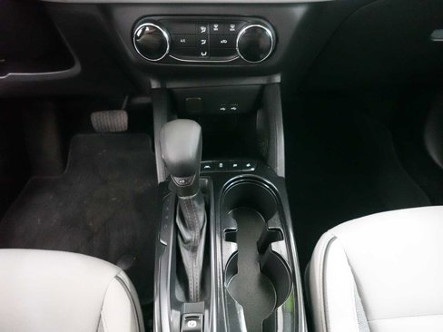 Used 2024 Chevrolet TrailBlazer LS image 22
