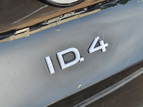 Used 2023 Volkswagen ID.4 S image 13
