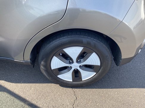Used 2018 Kia Soul EV-e image 25