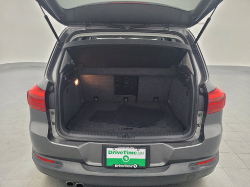 Used 2016 Volkswagen Tiguan S image 29
