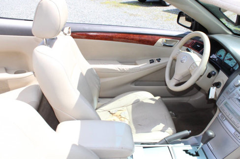 Used 2006 Toyota Solara SLE image 19