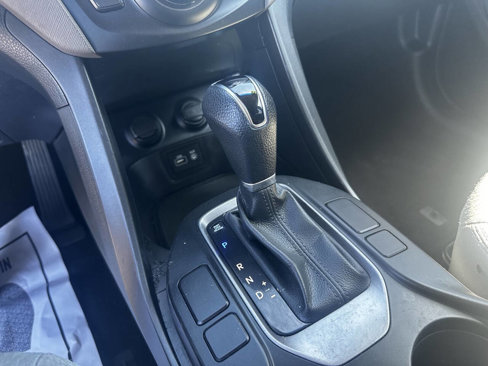 Used 2017 Hyundai Santa Fe SE image 34