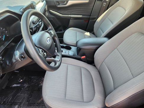 Used 2021 Ford Escape S image 8