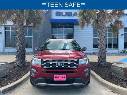 Used 2017 Ford Explorer Limited w/ Equipment Group 301A image 2