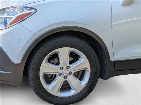 Used 2016 Buick Encore FWD image 9