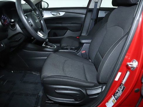 Used 2023 Kia Forte LXS w/ LXS Technology Package image 18