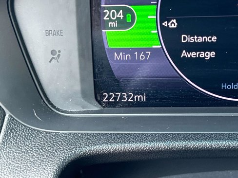 Used 2022 Chevrolet Bolt LT w/ Infotainment Package image 24