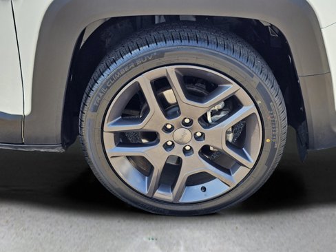 Used 2021 Jeep Renegade Latitude w/ Sun & Sound Group image 6