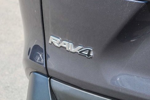 Used 2024 Toyota RAV4 XLE image 11