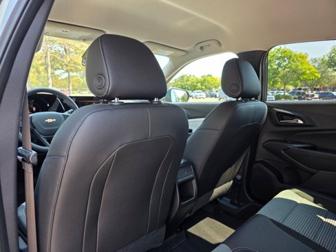 Certified 2025 Chevrolet Trax LT image 27
