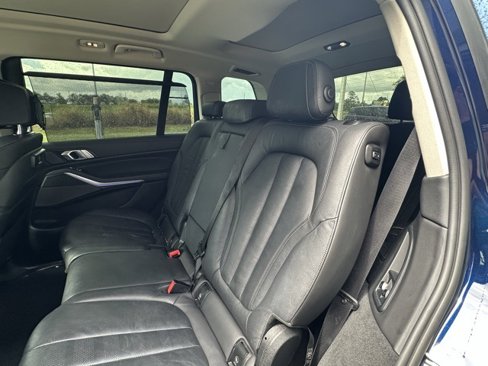Used 2021 BMW X7 xDrive40i w/ Premium Package image 7
