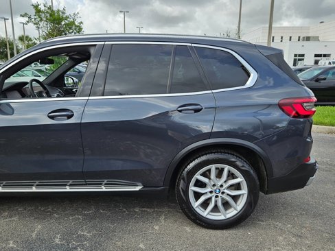 Used 2022 BMW X5 sDrive40i w/ Premium Package image 8