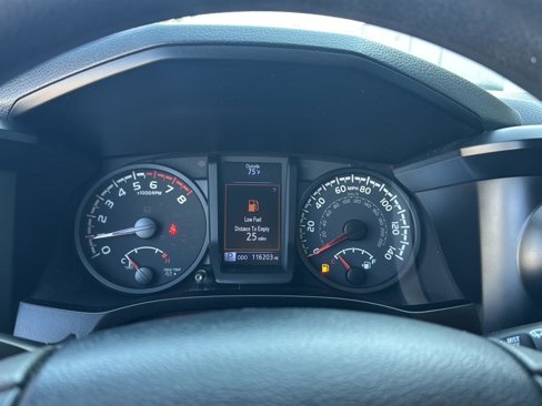 Used 2020 Toyota Tacoma SR image 20
