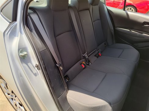 Used 2023 Toyota Corolla LE image 33