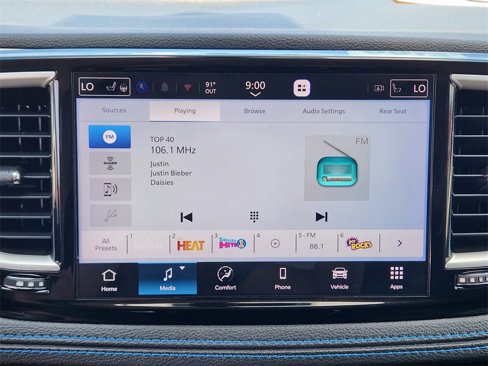 Used 2021 Chrysler Pacifica Touring-L w/ Uconnect Theater Family Group image 15