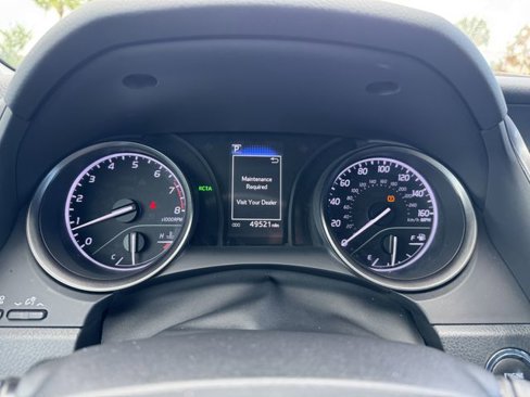 Used 2022 Toyota Camry SE image 30