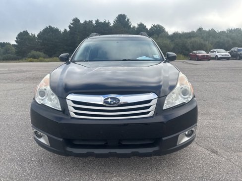 Used 2010 Subaru Outback 2.5i Premium w/ Popular Equipment Group 1B image 16