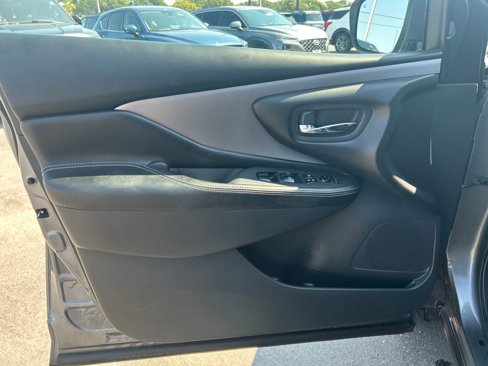 Used 2023 Nissan Murano SV image 23