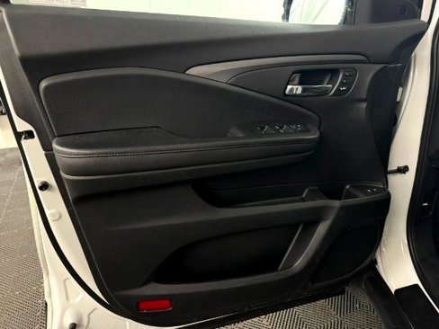 Used 2022 Honda Pilot Special Edition image 7