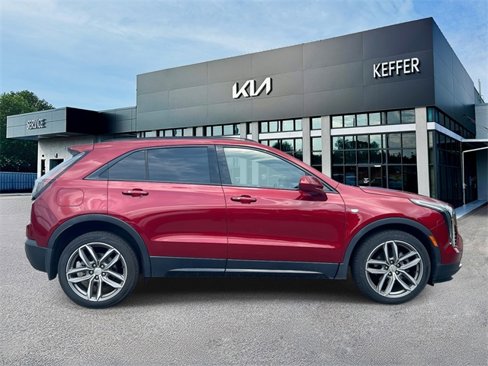 Used 2019 Cadillac XT4 Sport w/ Cold Weather Package image 9