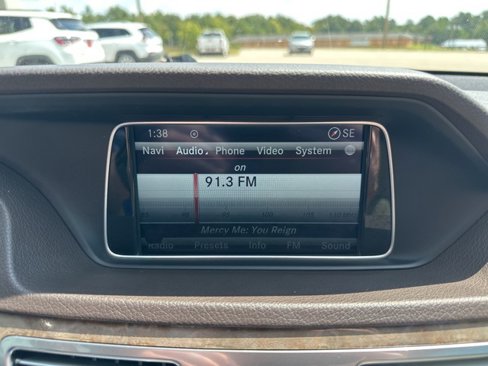 Used 2014 Mercedes-Benz E 350 Sedan image 14