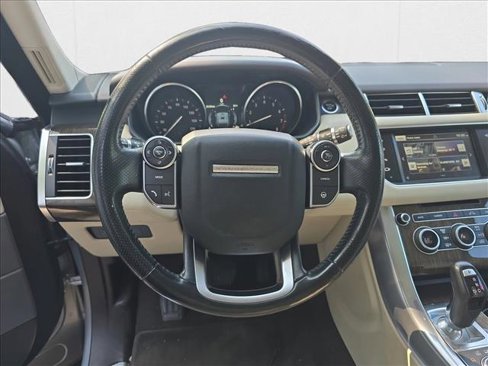 Used 2016 Land Rover Range Rover Sport HSE image 18