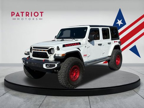 Used 2019 Jeep Wrangler Unlimited Sahara image 1