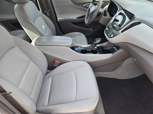 Used 2022 Chevrolet Malibu LT image 9