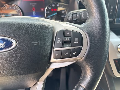 Used 2023 Ford Explorer XLT w/ Equipment Group 202A image 17